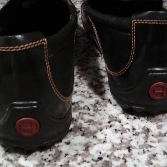 Cole Haan - Picture 8 of 8